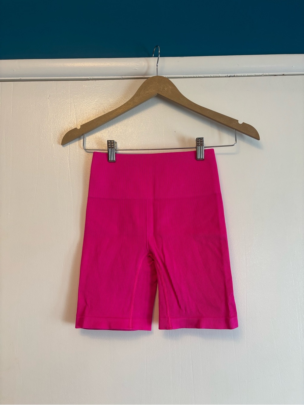 Fabletics High-Waist Ribbed Bike Shorts - Hot Pink